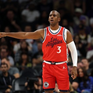 开云体育官方app-还有球打吗？保罗在12月3日被快船遣送回家 经历64天后终被交易