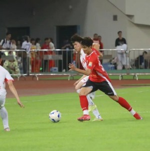 kaiyun sports-0:0握手言和！佛山门将，太燃了！