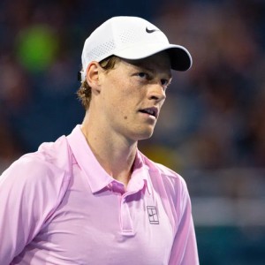 开云体育入口-辛纳打破费德勒一大纪录，迪米十四年纪录惨遭终结|迪米特洛夫|阿尔卡拉斯|蒙特卡洛大师赛|扬尼克-辛纳|ATP_新浪新闻