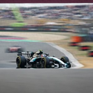 开云体育入口-杆位出发带回胜利，19岁新星安东内利登顶F1中国大奖赛，首夺分站赛冠军|车队|文汇报|汉密尔顿|维斯塔潘|新赛季_新浪体育_新浪新闻